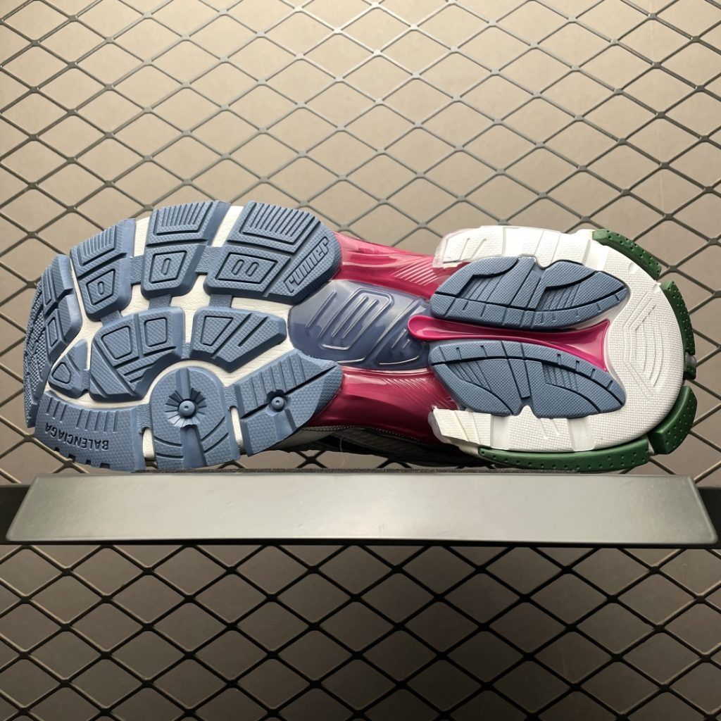 莆田顶级纯原Balenciaga 巴黎世家 Runner 巴黎手工做旧款复古老爹鞋插图2