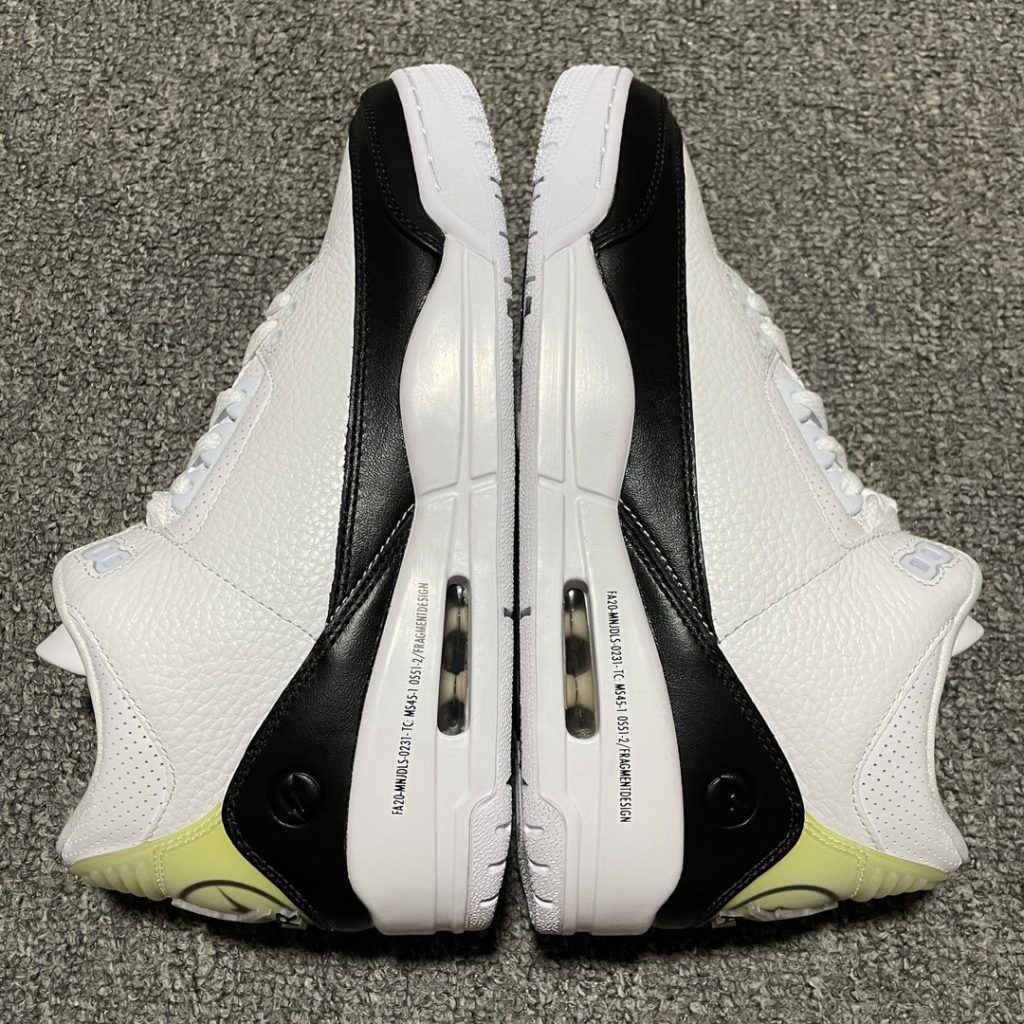 藤原浩联名 Air Jordan3AJ3乔3白水泥插图4 藤原浩联名 Air Jordan3AJ3乔3白水泥插图4