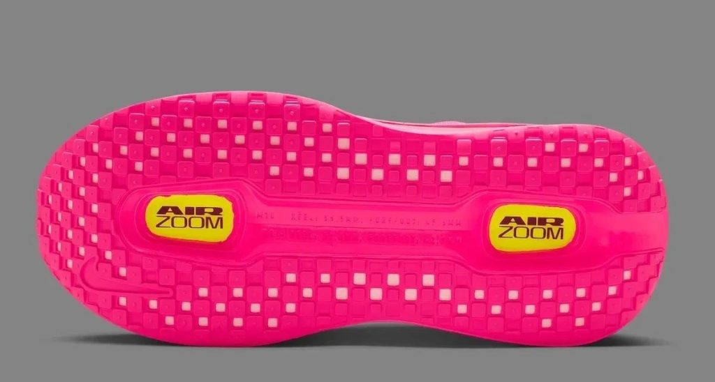Nike Vomero Premium “Hyper Pink” 全新配色即将登场，10 月正式发售插图2