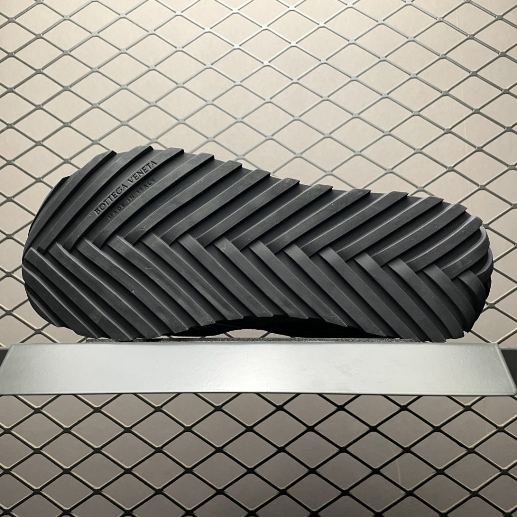 BOTTEGA VENETA BV葆蝶家 王一博同款低帮休闲鞋插图5