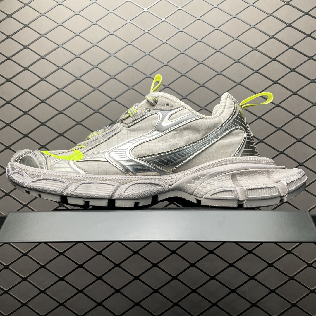 Balenciaga巴黎世家3XL Ripstop复古老爹鞋解析缩略图