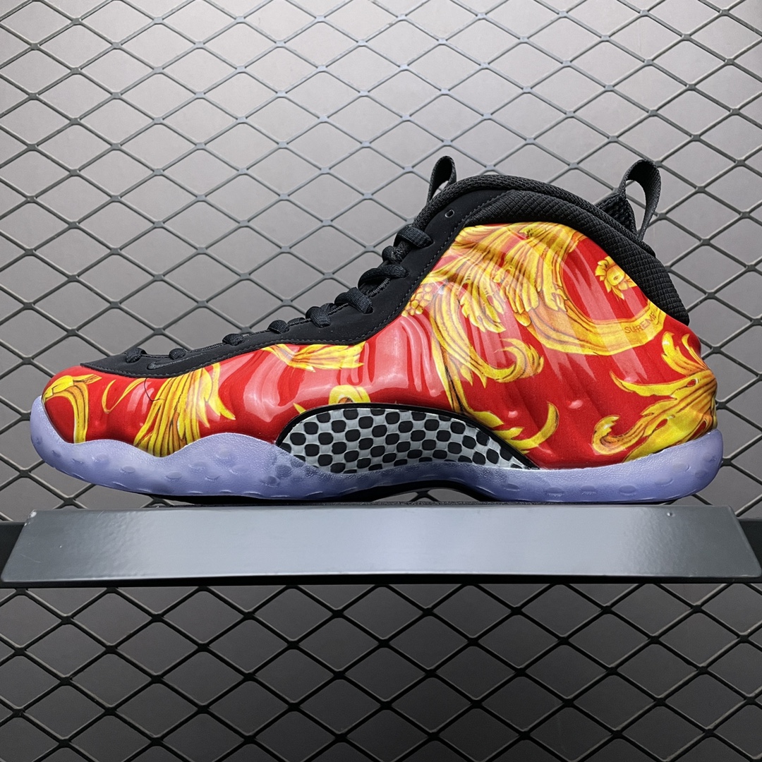 以下是关于这款 Supreme x NK Air Foamposite One（红稻草喷泡）缩略图