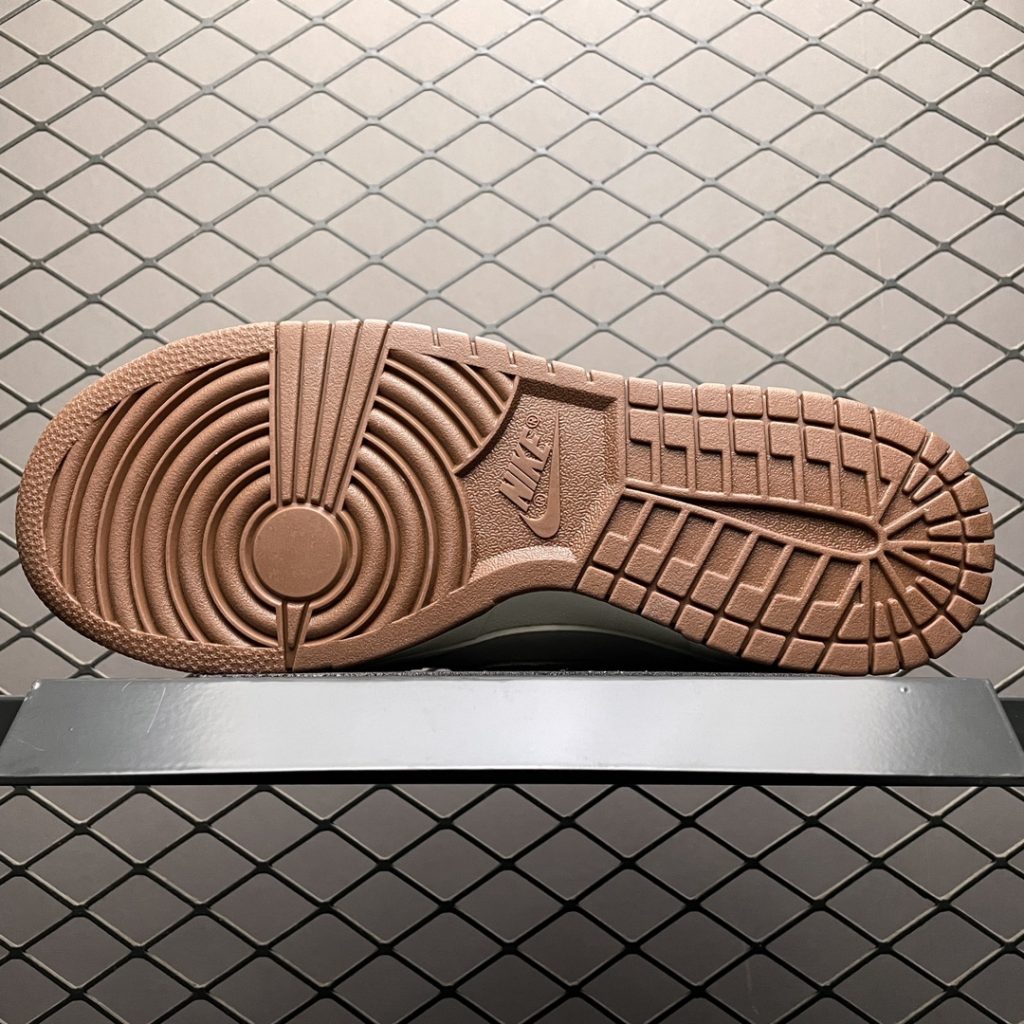 Nike Dunk Low Gore-Tex“小麦色/陶瓷色”将于 2025 年秋季发售插图4