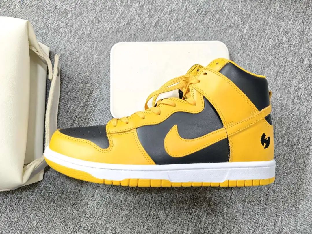 权志龙穿的天价神鞋Nike Dunk High “Wu – Tang”回归啦缩略图