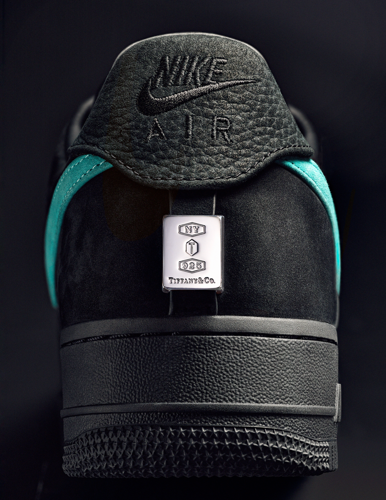顶级奢华Tiffany & Co. x Nike Air Force 1 官方图片和发布资讯正式公布插图1