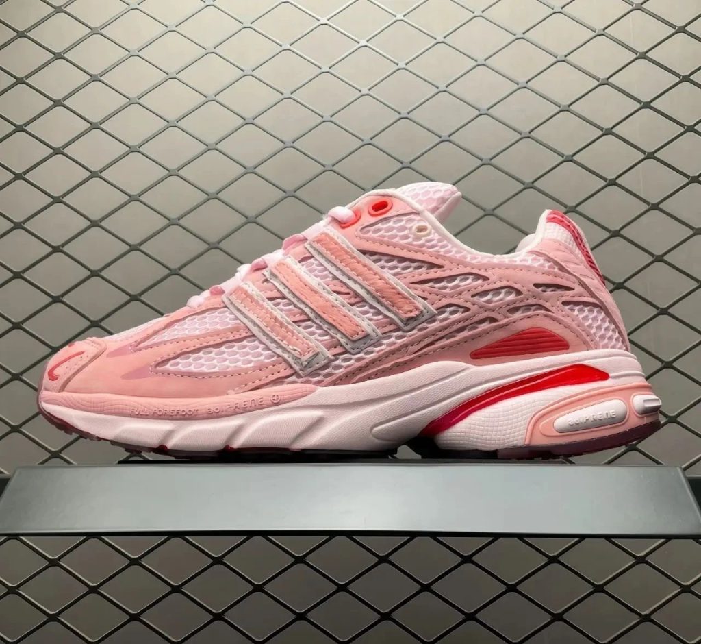机能情侣鞋新标杆！adidas联名「小猪鞋」开启双色攻势插图