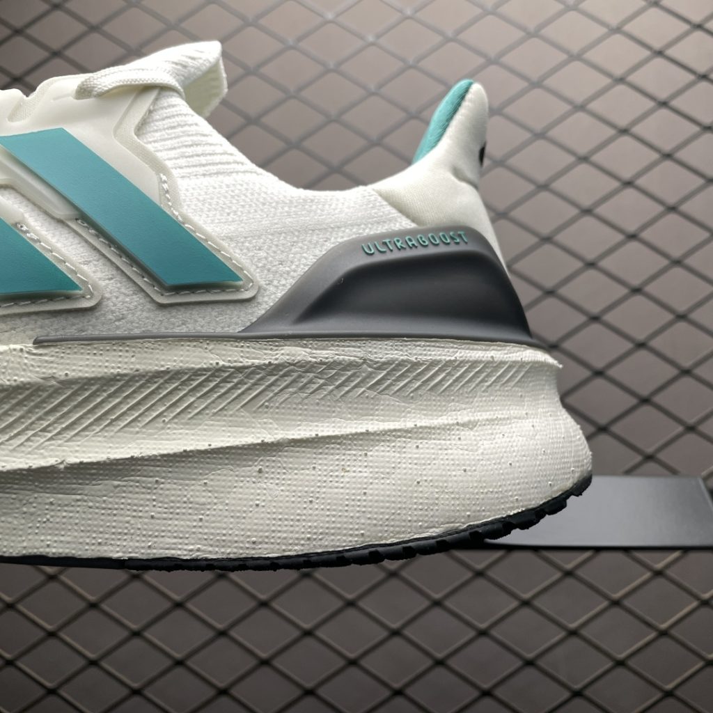 AD 阿迪 Ultra Boost 5 超弹力爆米花中底休闲跑步鞋插图1 AD 阿迪 Ultra Boost 5 超弹力爆米花中底休闲跑步鞋插图1