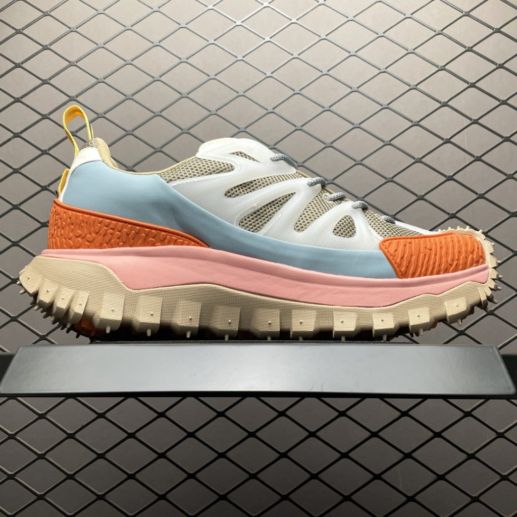 Moncler 盟可睐/蒙口 Trailgrip GTX 抗撕裂材质山地户外鞋插图 Moncler 盟可睐/蒙口 Trailgrip GTX 抗撕裂材质山地户外鞋插图