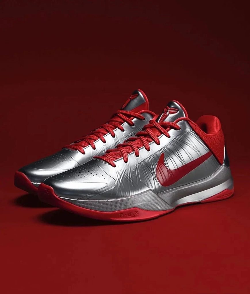 Caitlin Clark 再掀风暴:年度新秀专属 Kobe 5 闪耀登场插图 Caitlin Clark 再掀风暴:年度新秀专属 Kobe 5 闪耀登场插图