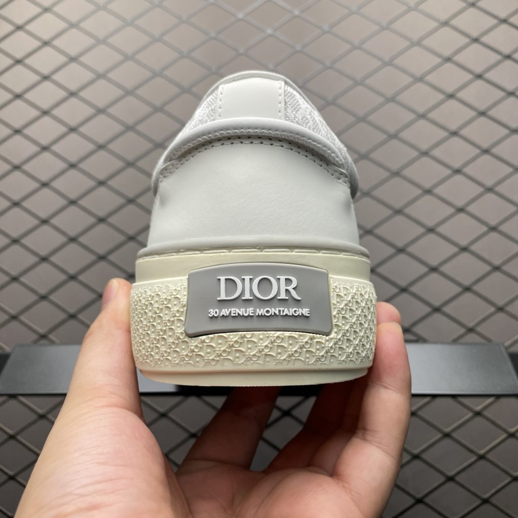 核心主推好价 Dior 迪奥 B33 低帮休闲运动鞋插图1 核心主推好价 Dior 迪奥 B33 低帮休闲运动鞋插图1