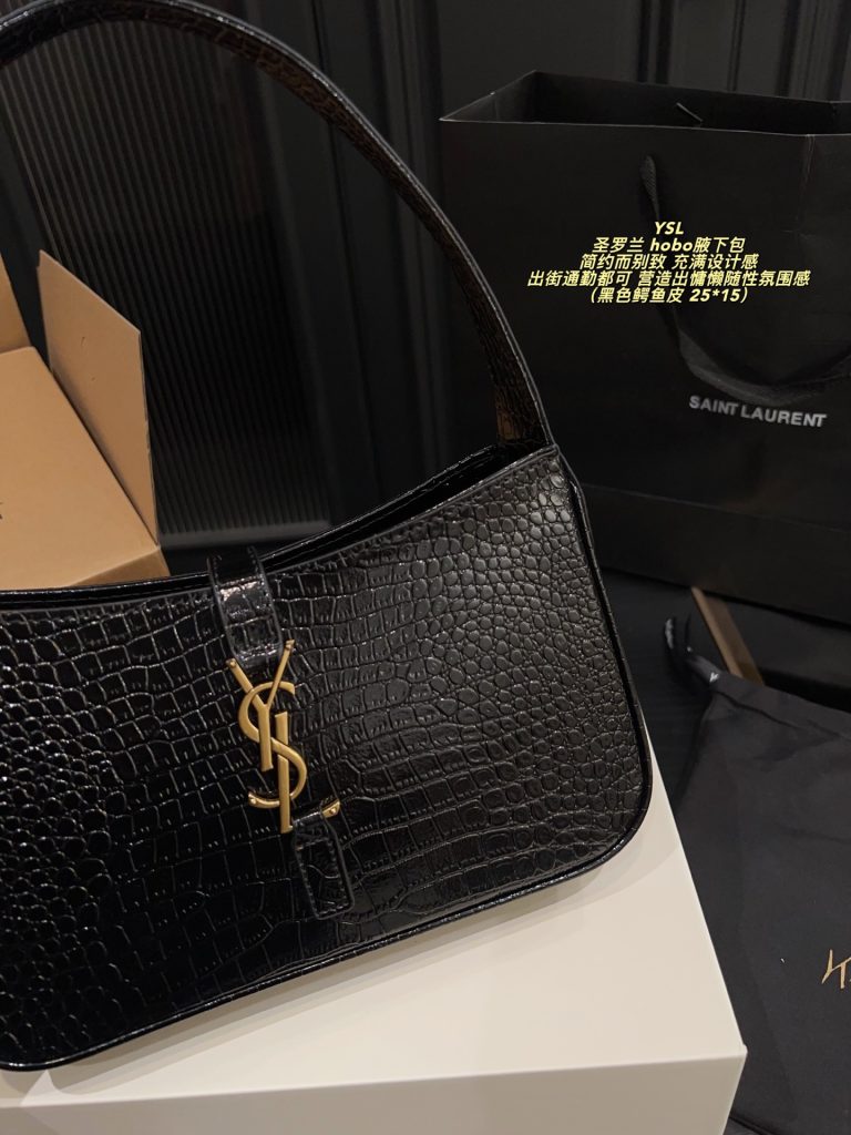 圣罗兰 Hobo鳄鱼皮腋下包 YSL 今年火到爆炸腋下包插图 圣罗兰 Hobo鳄鱼皮腋下包 YSL 今年火到爆炸腋下包插图