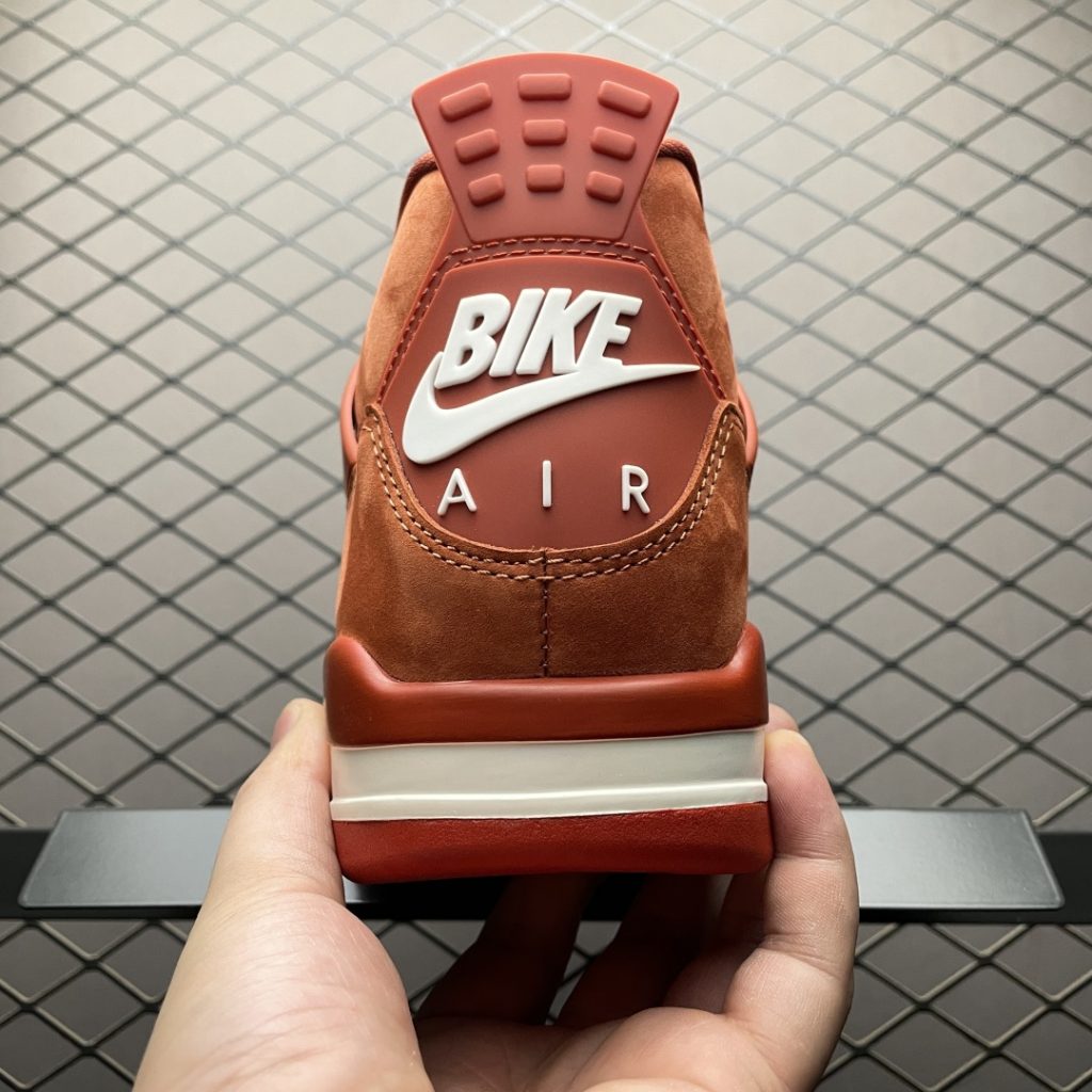 Air Jordan 4 “Toro Bravo” 将于 2026 年夏季回归插图1