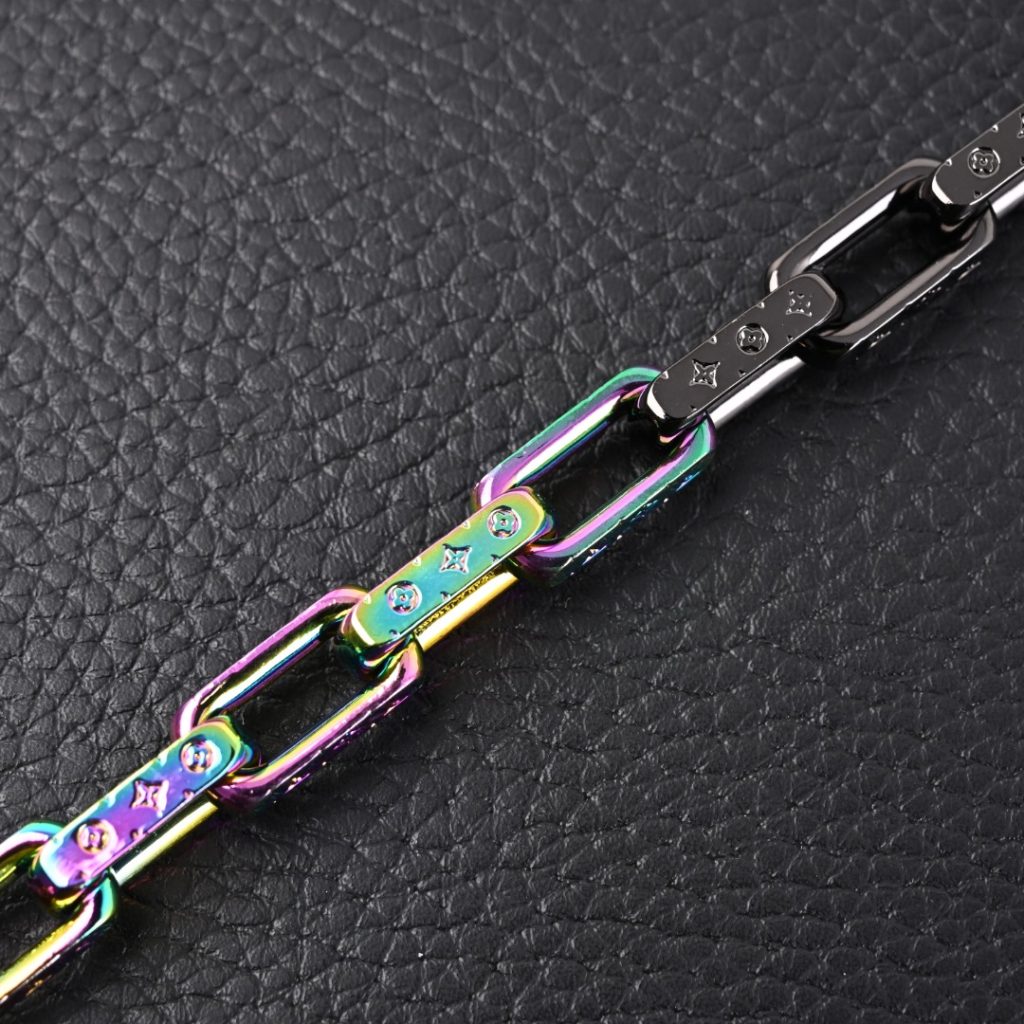 LOUIS VUITTON LV Monogram Colors 古巴链竹节手链插图1 LOUIS VUITTON LV Monogram Colors 古巴链竹节手链插图1
