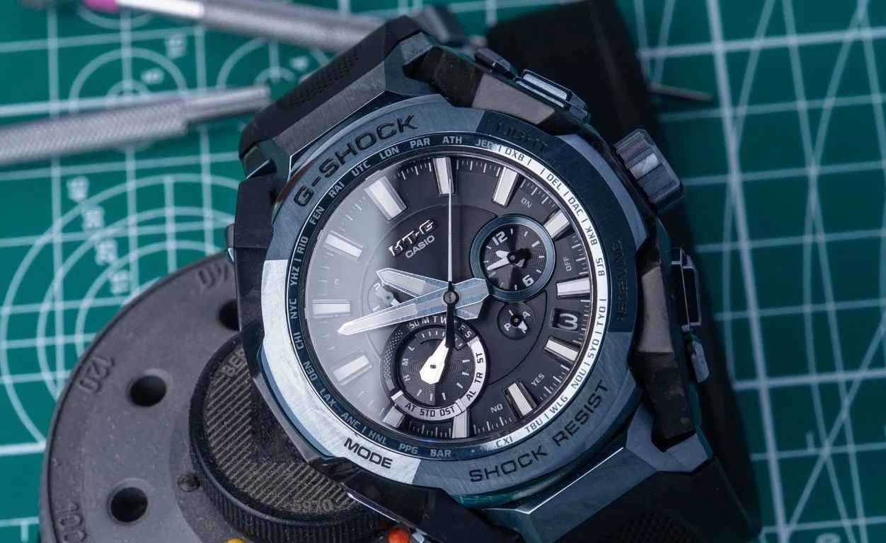 卡西欧Casio G-SHOCK MT-G MTGB4000 正式登场，AI 参与设计，坚固与美感兼具缩略图