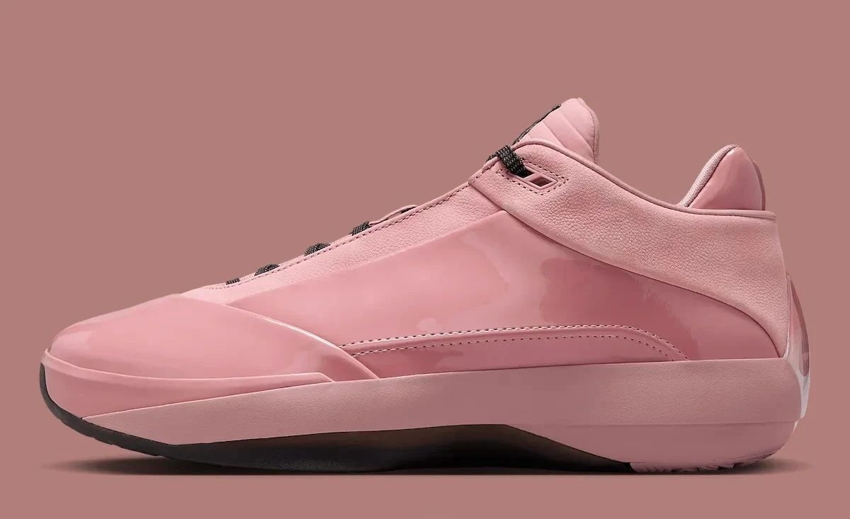 9月20日发售的Air Jordan 40“Dusty Rose”缩略图