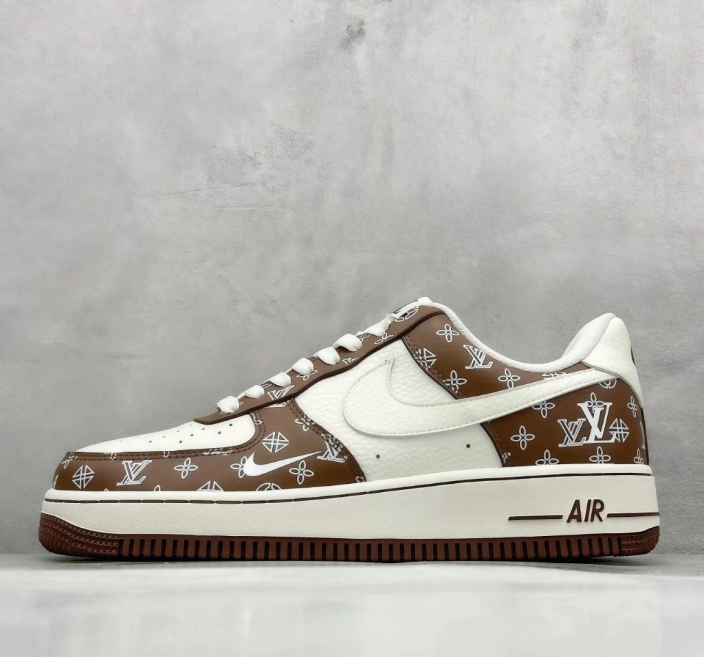 融合遗产的奢华之作：Nike Air Force 1’07 Low LV联名奶白棕插图