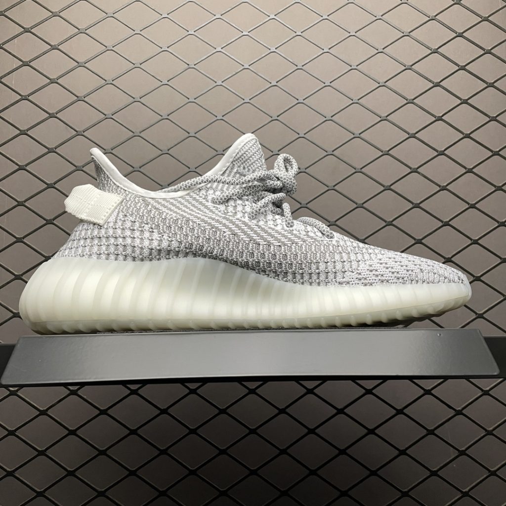 最顶零售性价版 AD 阿迪Yeezy 350V2 ” Static ” 白天使 鞋带反光版插图 最顶零售性价版 AD 阿迪Yeezy 350V2 ” Static ” 白天使 鞋带反光版插图