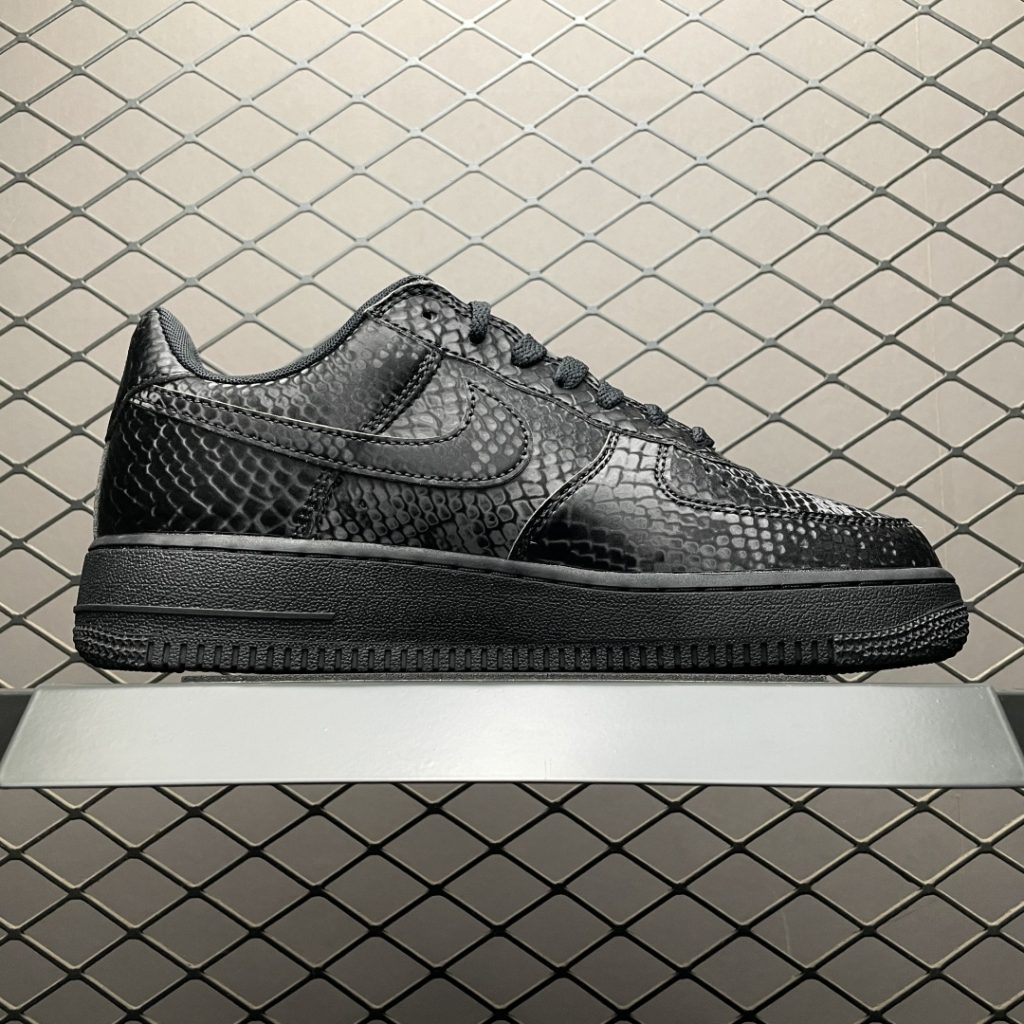 纯原 Kobe Bryant x NK Air Force 1 Low 黑曼巴 科比联名款空军一号低帮休闲板鞋插图