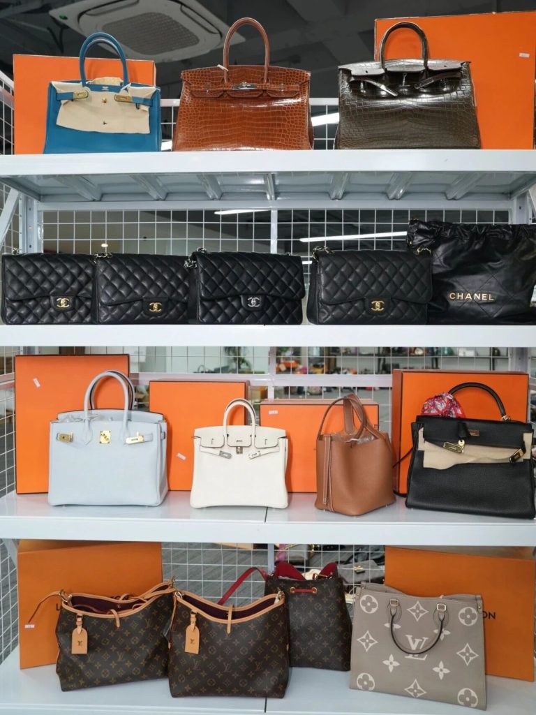 一图读懂！名包品牌档次排名，你的包包上榜了吗？插图1