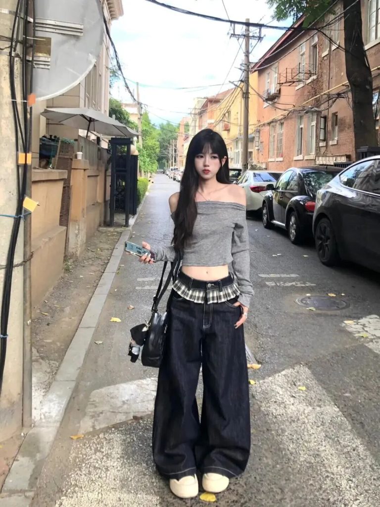 2025最新潮女颜值穿搭：【韩里韩气过秋个性穿搭】插图1