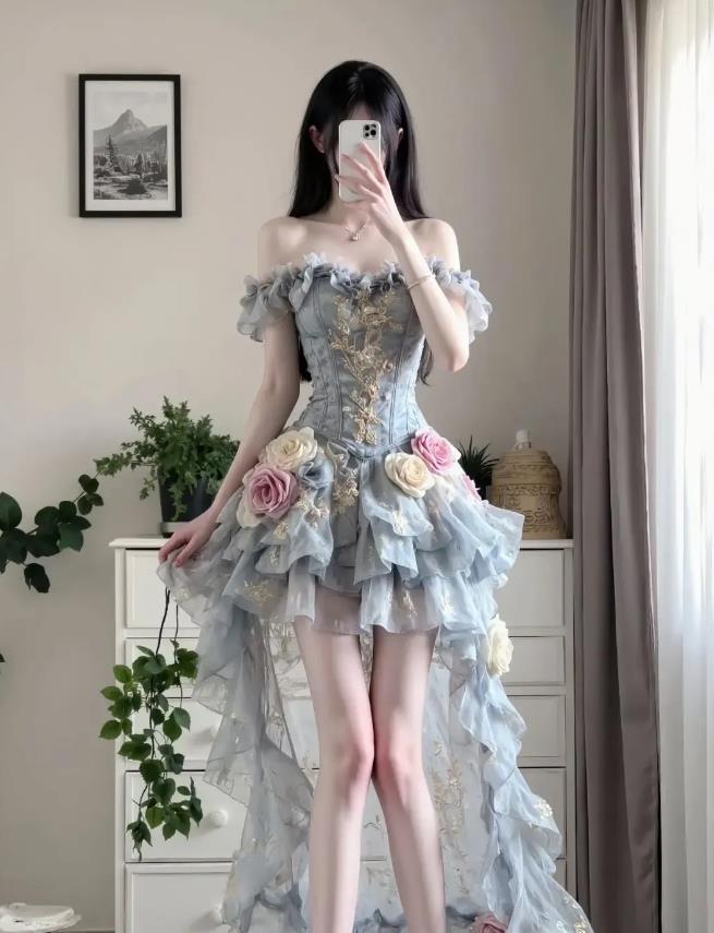 2025最新美女颜值穿：超好看的洛丽塔穿搭插图1