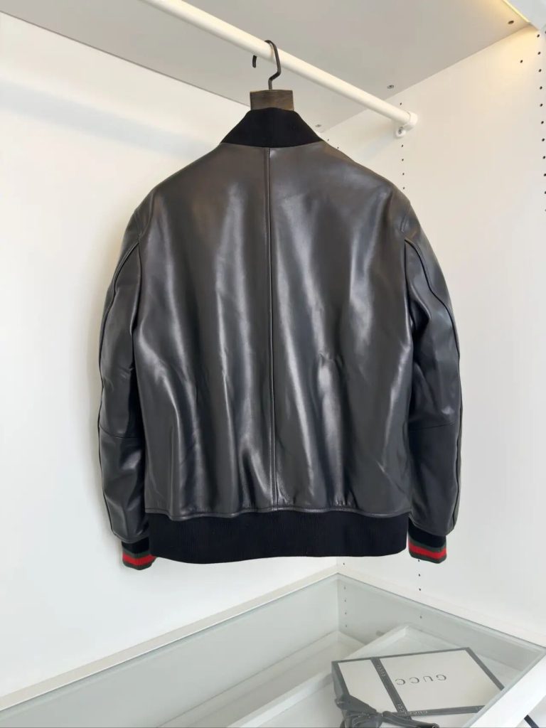 ✨这件GUCCI棒球皮衣,一上身就脱不下来了!插图1 ✨这件GUCCI棒球皮衣,一上身就脱不下来了!插图1