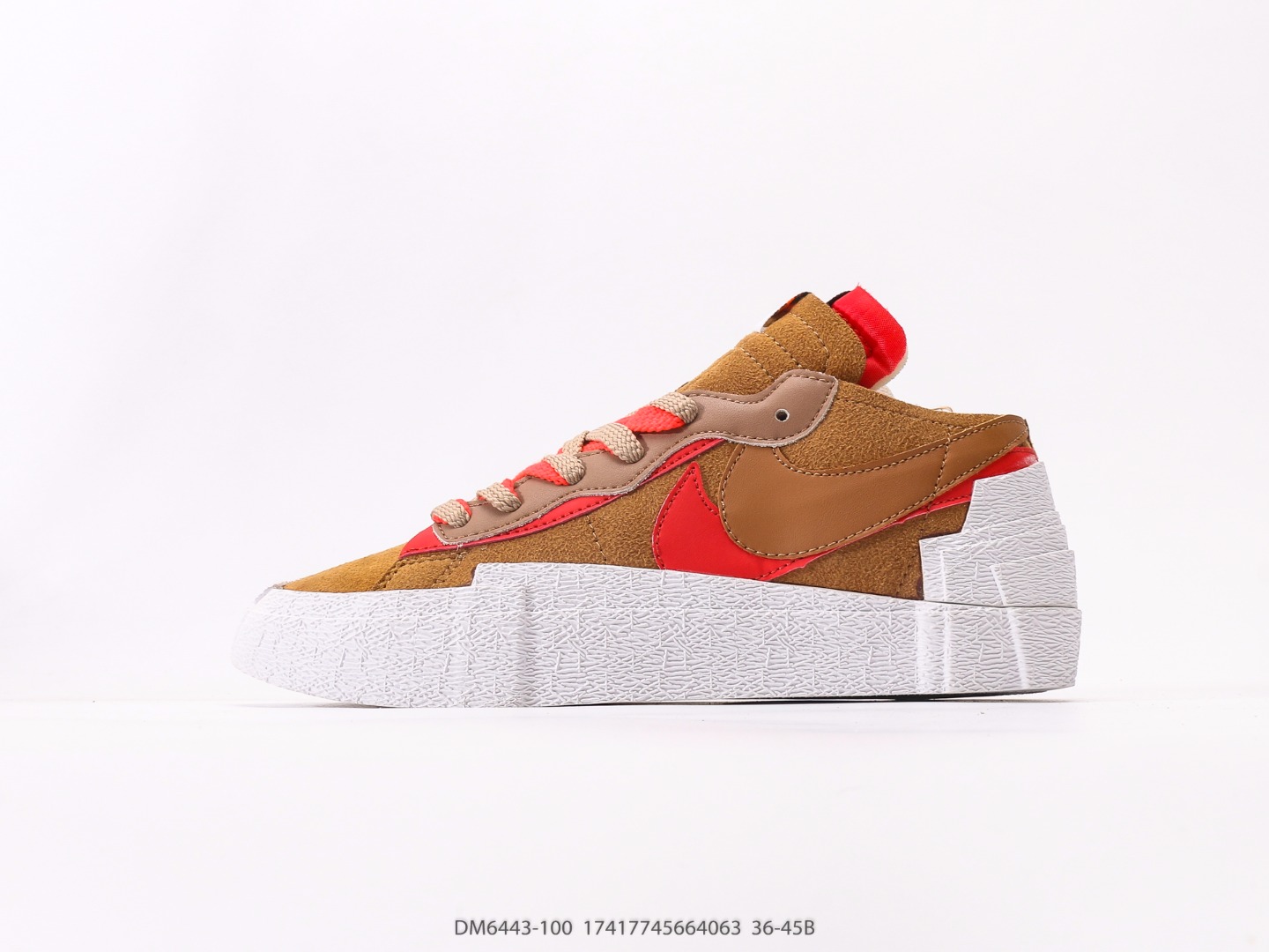 耐克SACAI x Nike Blazer Low 重叠设计前卫开拓者低帮百搭板鞋缩略图 耐克SACAI x Nike Blazer Low 重叠设计前卫开拓者低帮百搭板鞋缩略图