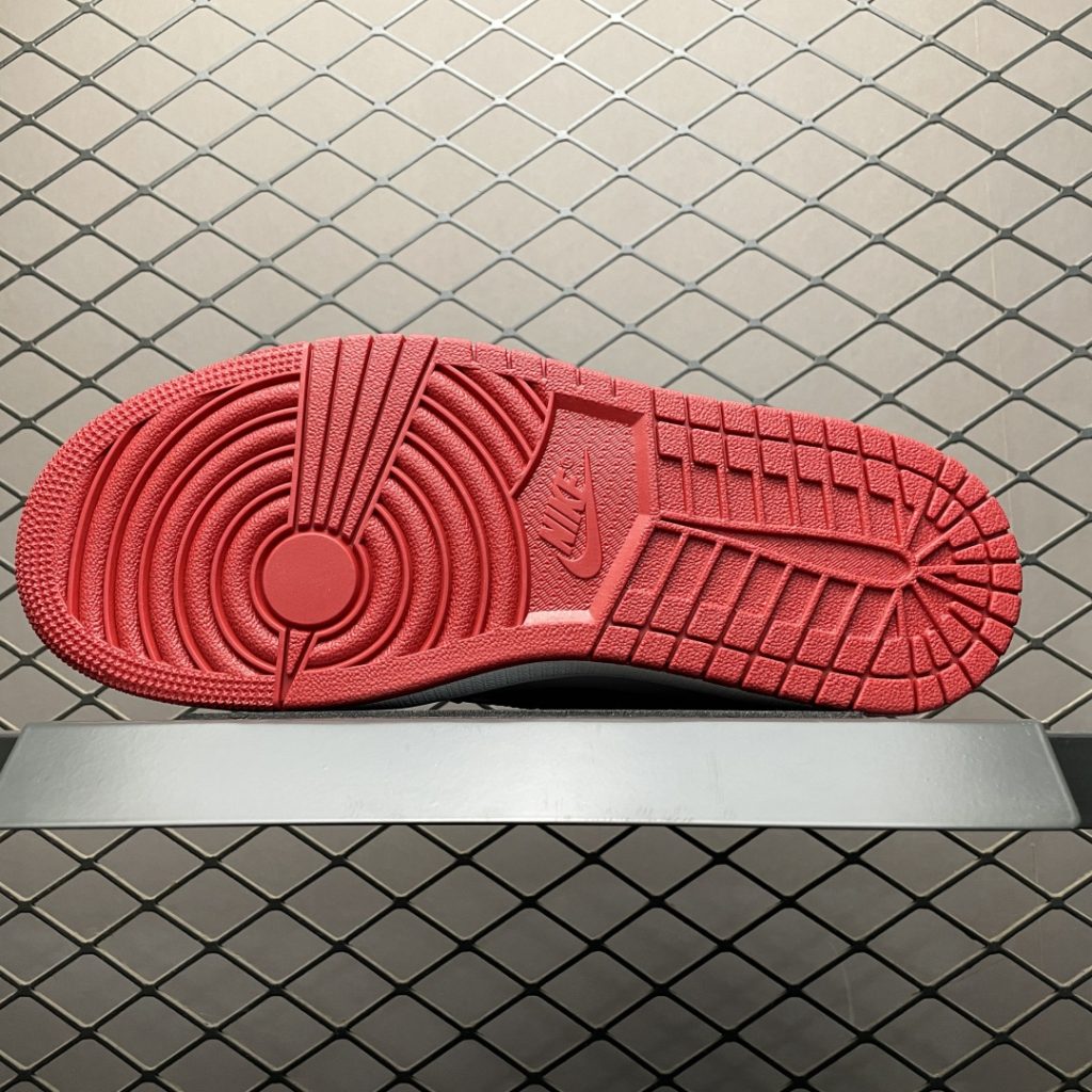 乔丹芝加哥复刻版和元年版哪个更受欢迎?插图1 乔丹芝加哥复刻版和元年版哪个更受欢迎?插图1