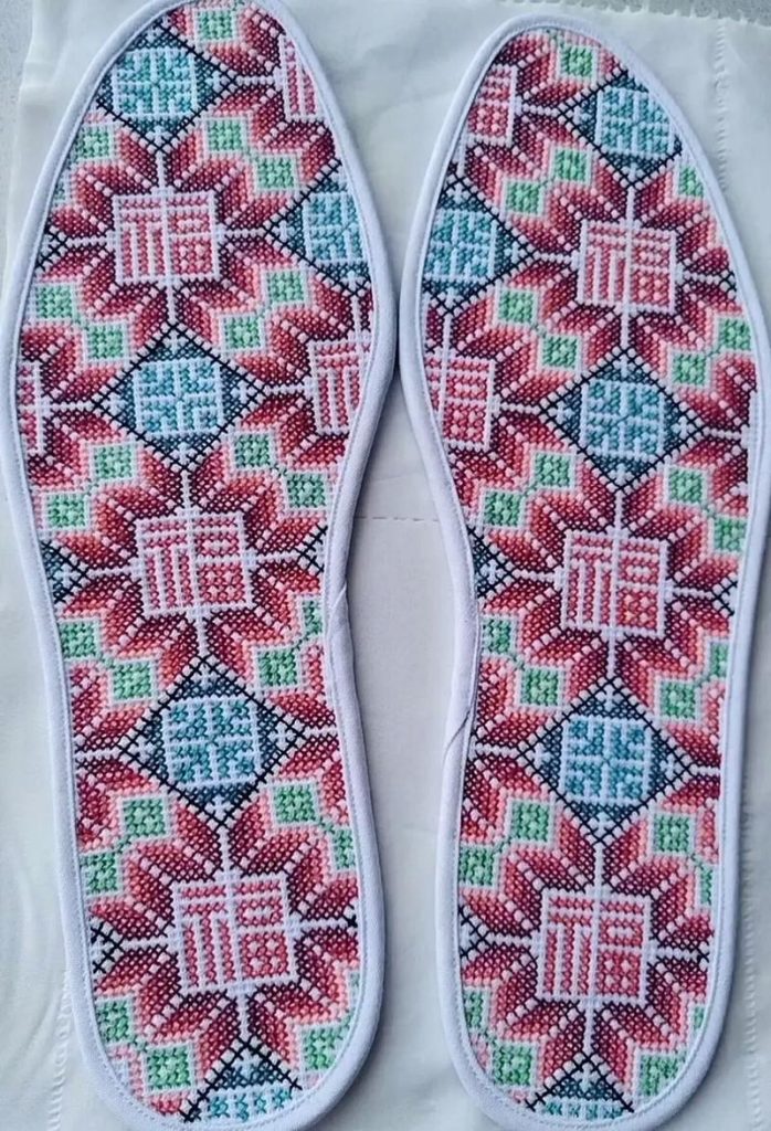 选购鞋垫时怎么确定鞋垫透气不透气？怎么选到防臭脚的鞋垫？插图1