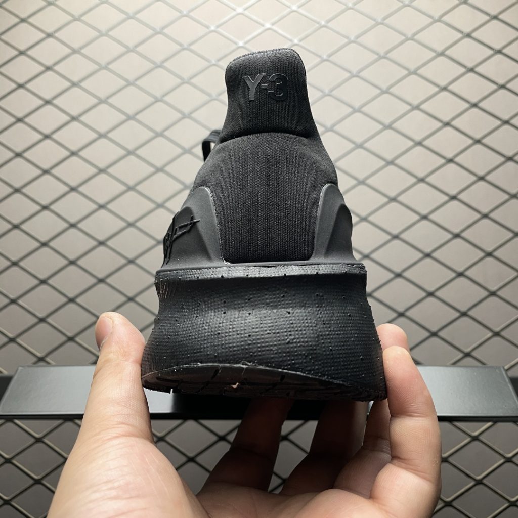 Y-3 x AD 阿迪 Ultra Boost 5 山本耀司联名款超弹力爆米花中底休闲跑步鞋插图1