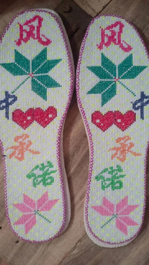 鞋垫子老是往后跑怎么解决？看完再也不怕鞋垫不合脚了插图1