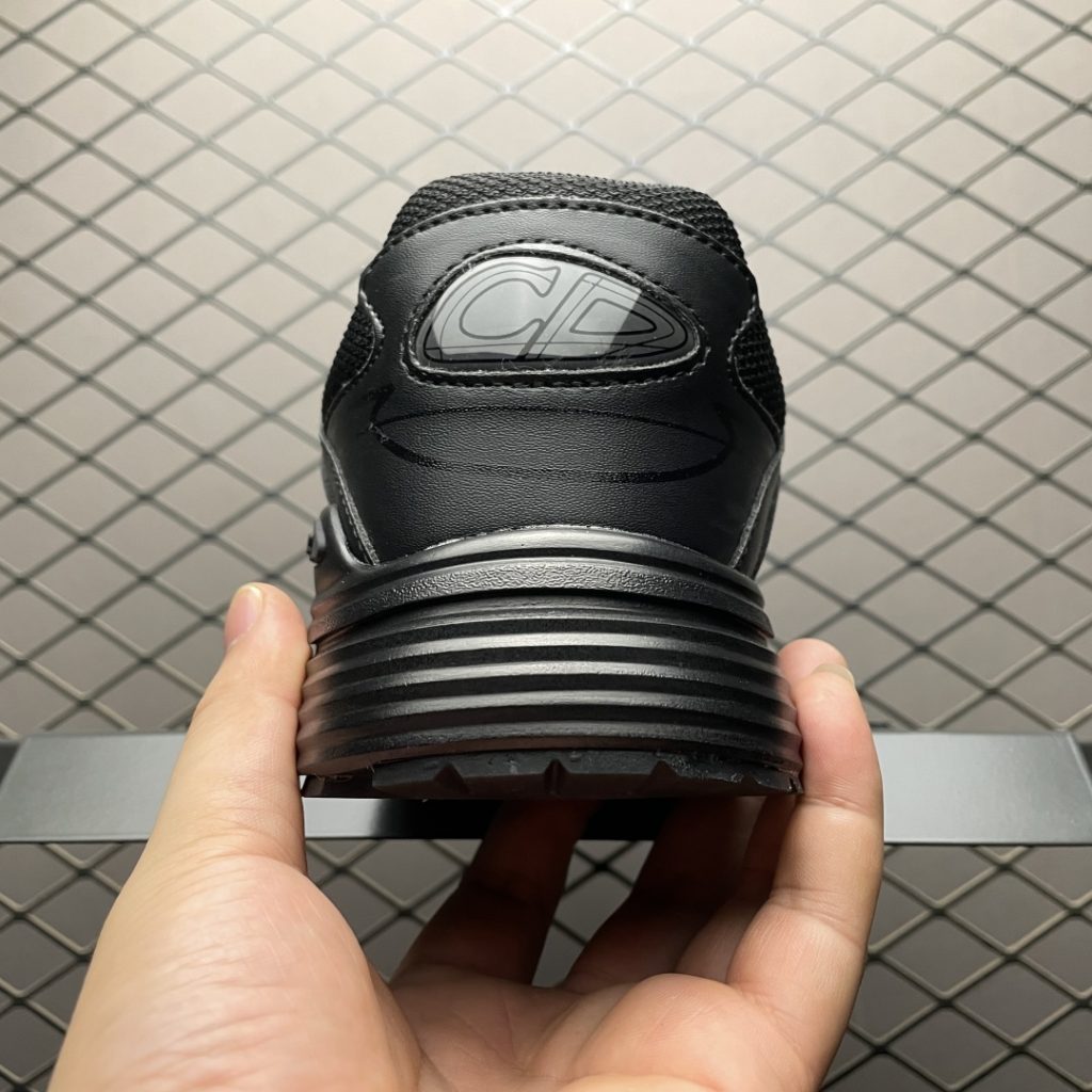 2025莆田顶级纯原Dior 迪奥 B30 运动休闲鞋插图1