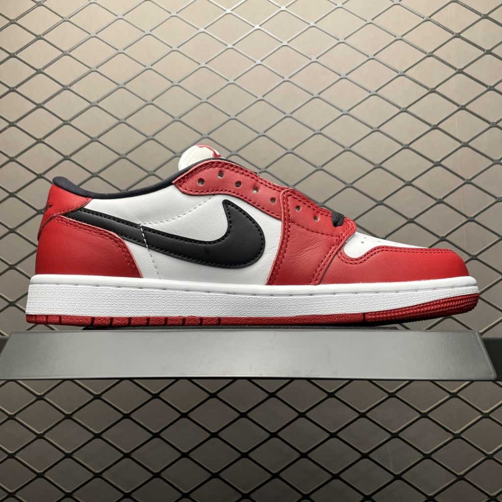 纯原版本 Jordan Air Jordan 1 LOW AJ1乔1低帮男子文化篮球鞋 HQ6998-600插图 纯原版本 Jordan Air Jordan 1 LOW AJ1乔1低帮男子文化篮球鞋 HQ6998-600插图