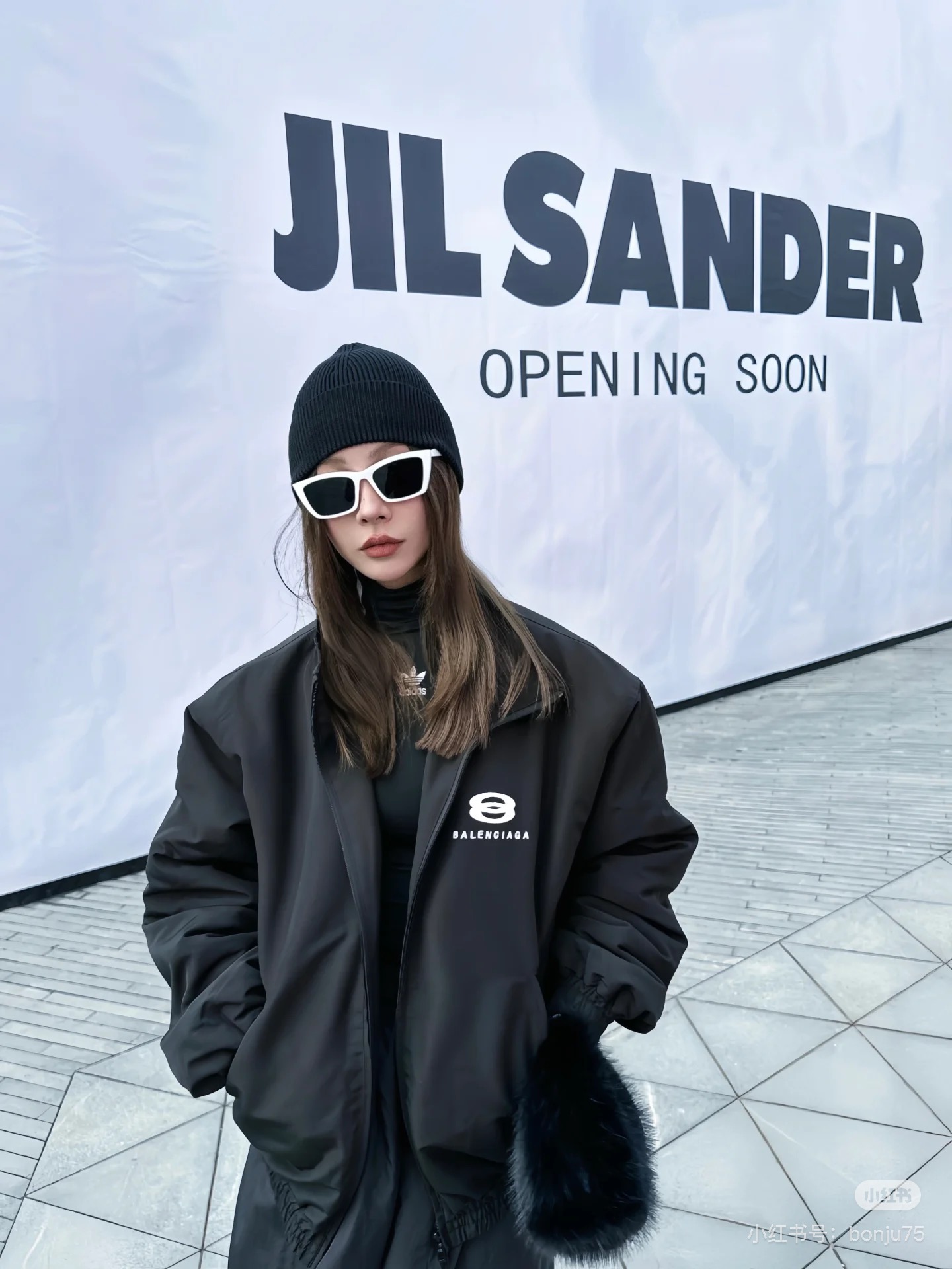 BALENCIAGA巴黎世家BLCG Cocoon Kick双环夹棉拉链夹克外套缩略图