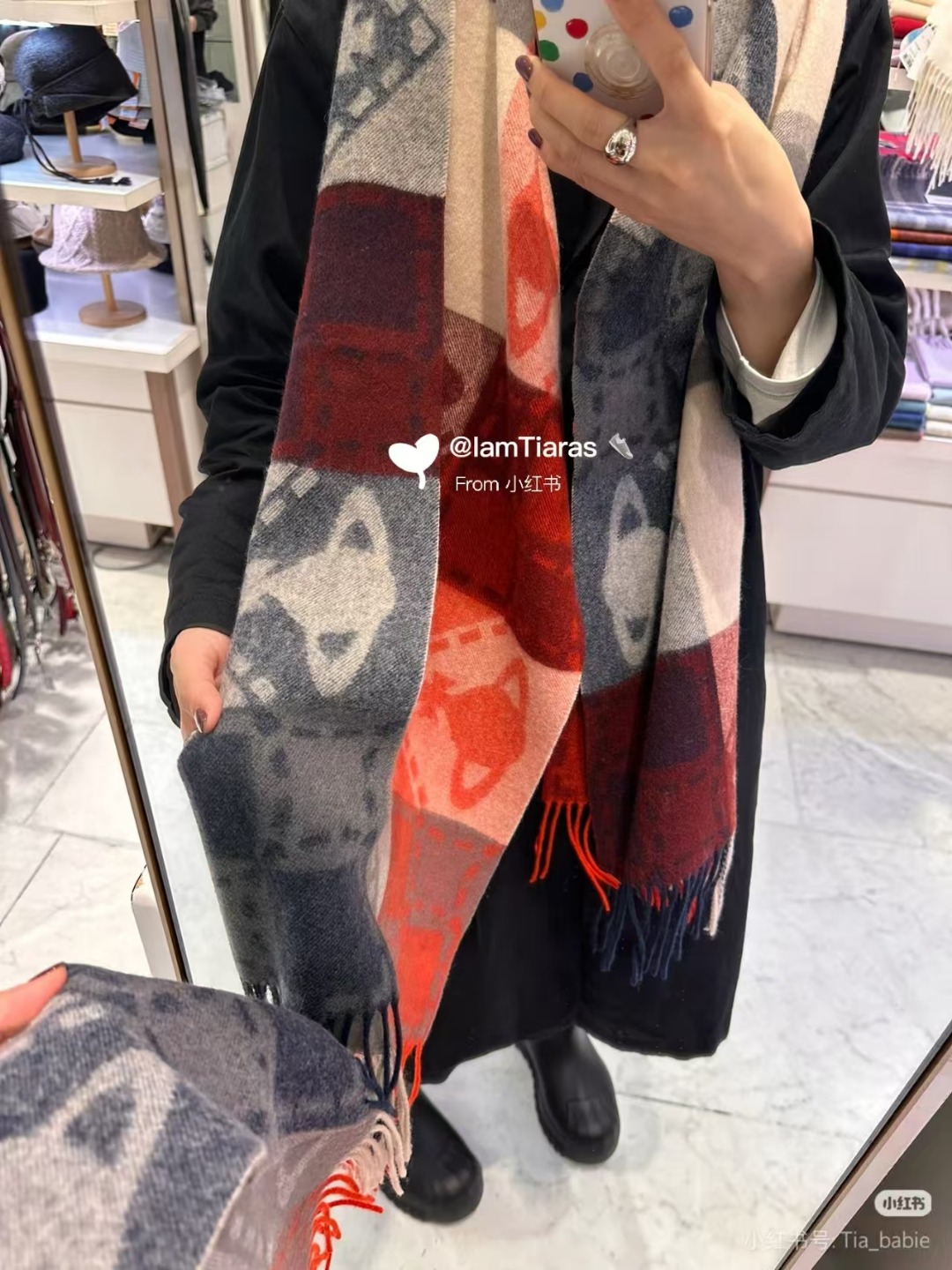 Vivienne Westwood西太后 撞色土星羊绒羊毛流苏长围巾缩略图 Vivienne Westwood西太后 撞色土星羊绒羊毛流苏长围巾缩略图