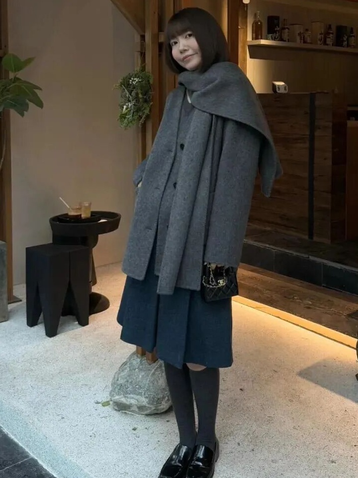 一件呢子大衣，是秋冬通勤的“高级感公式”插图2