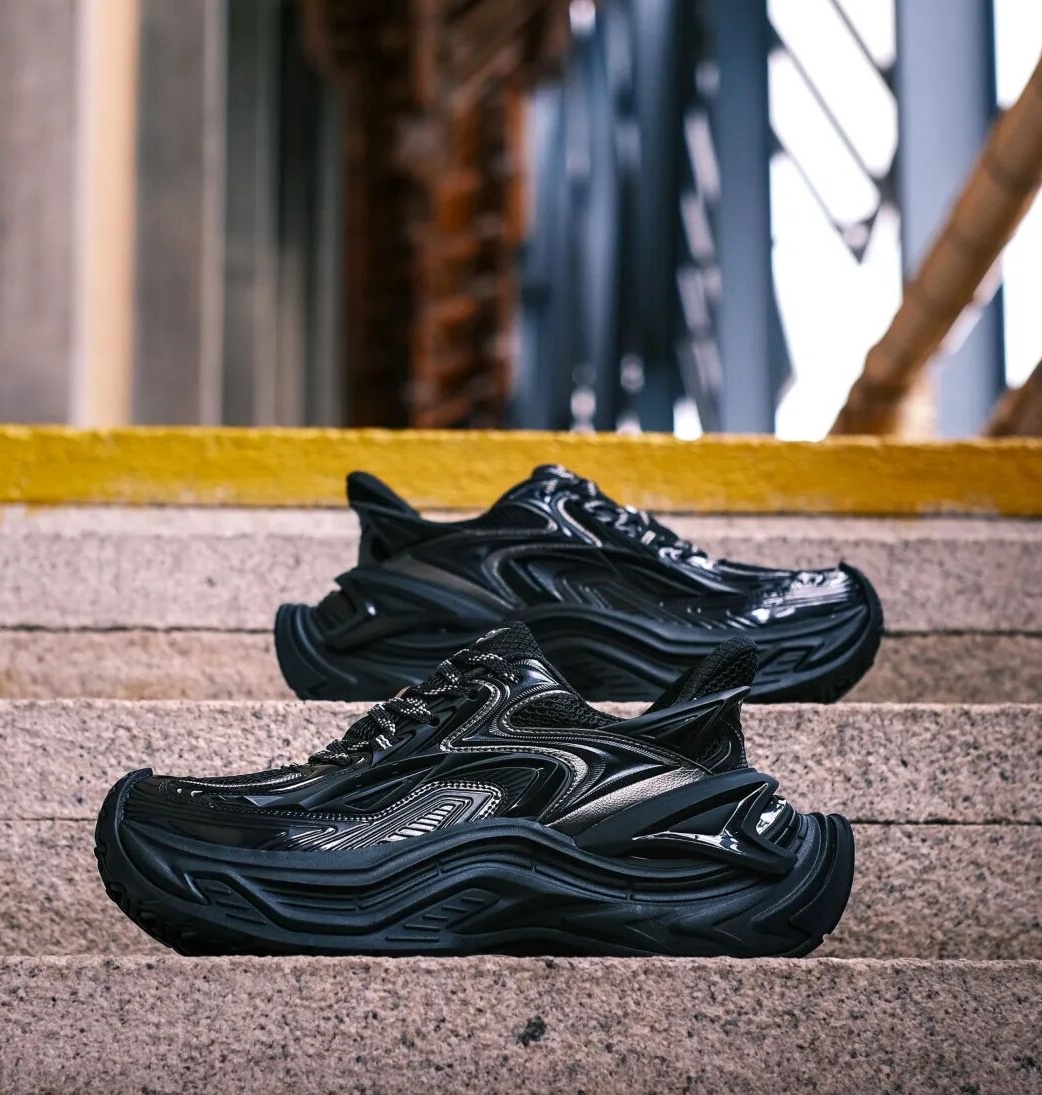 老爹鞋的“笨重感”是智商税?这双OGR腾蛇让我闭嘴了!缩略图 老爹鞋的“笨重感”是智商税?这双OGR腾蛇让我闭嘴了!缩略图