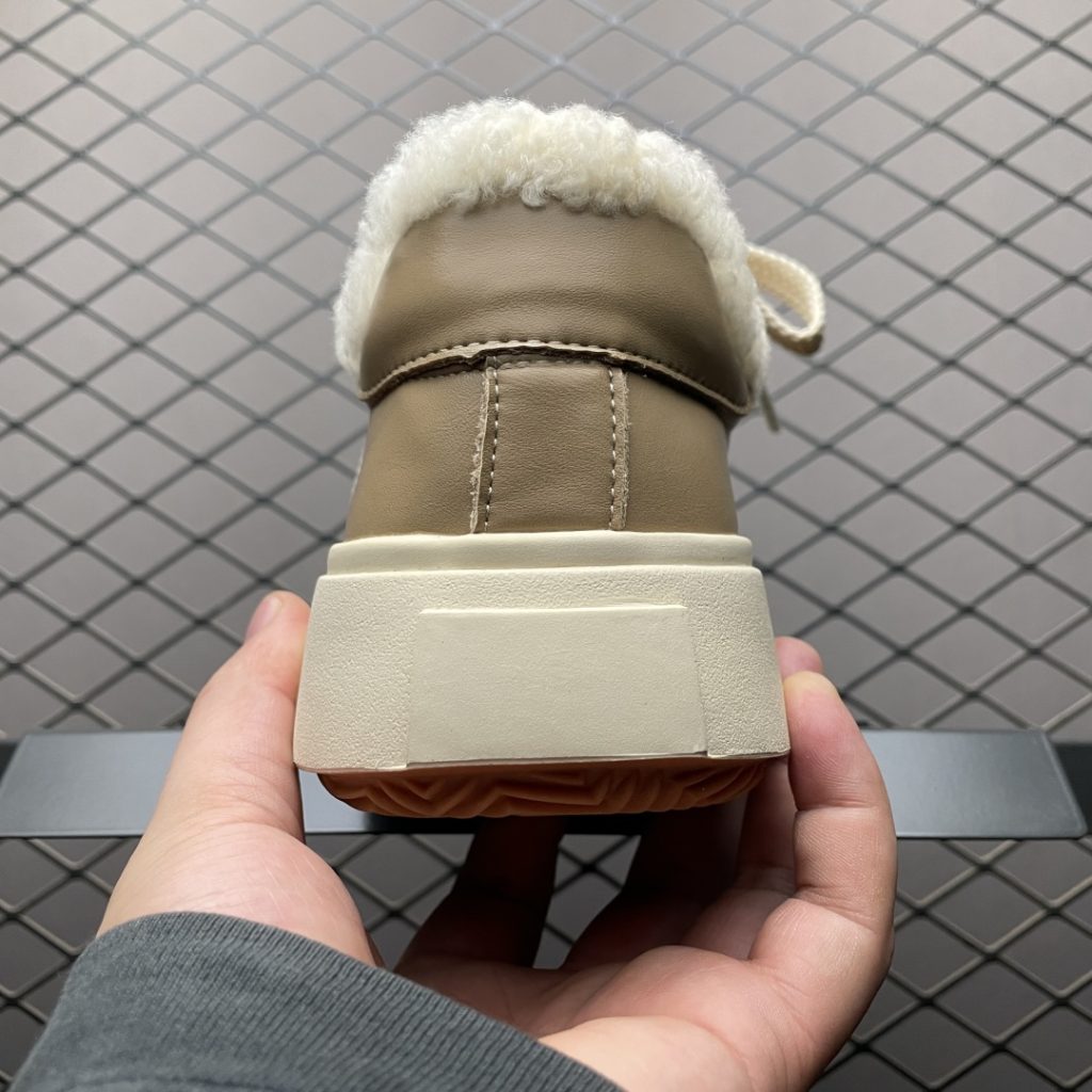 赵露思 秋冬加绒裤雪地靴毛毛鞋 秋冬保暖好物插图1 赵露思 秋冬加绒裤雪地靴毛毛鞋 秋冬保暖好物插图1