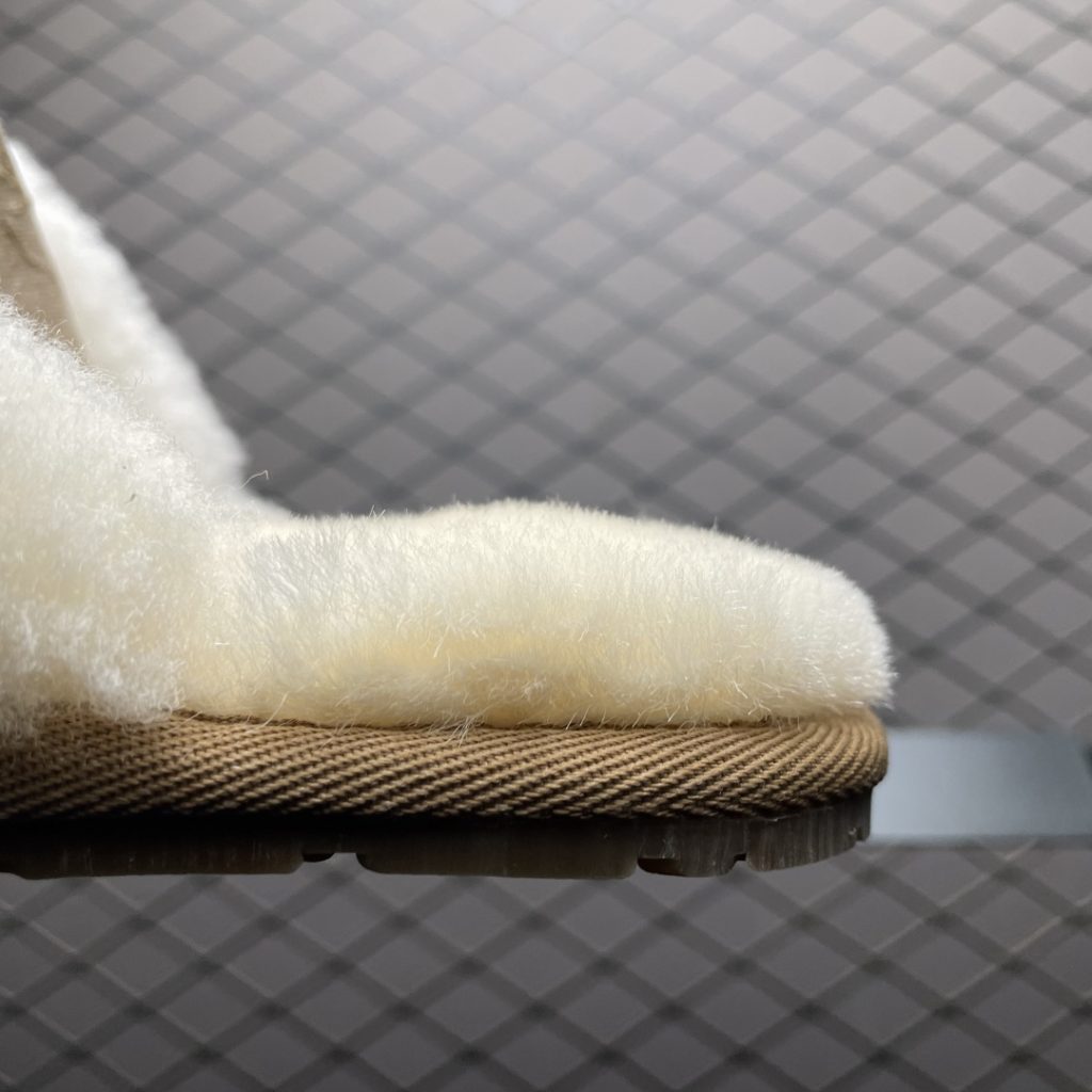 如何辨别莆田纯原复刻UGG拖鞋的真假？有哪些关键鉴定点？插图3