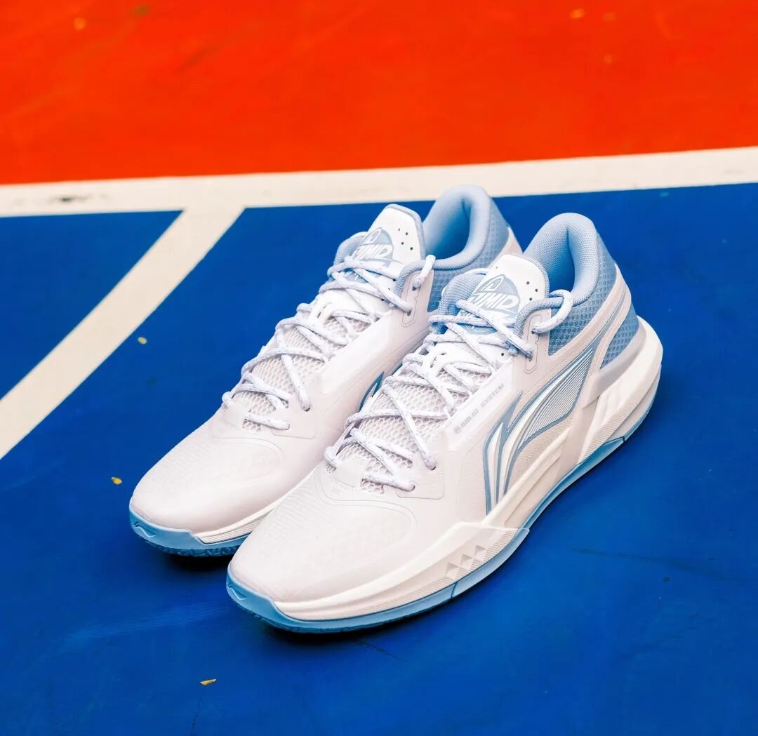 这双轻速3mid是实战利器还是颜值陷阱？缩略图