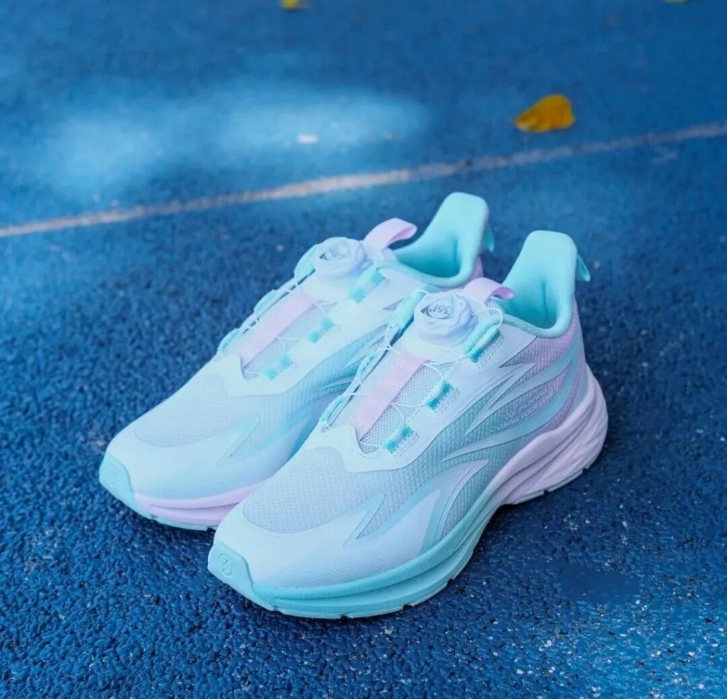 361°疾风1.0儿童跑鞋的旋钮BOA系带是真香啊！插图