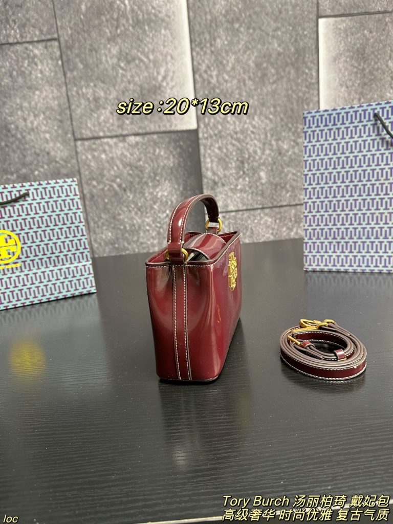 顶级复刻Tory Burch 这款车厘子漆皮戴妃包插图 顶级复刻Tory Burch 这款车厘子漆皮戴妃包插图