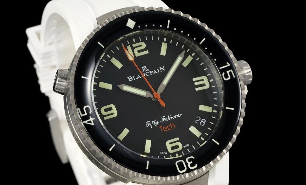 宝珀 – 全新五十噚 Tech 45 腕表正式入驻专为深海全新潜水表。插图