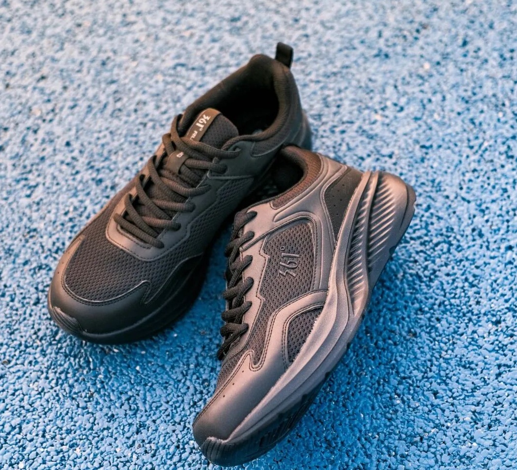 100多的黑跑鞋 通勤跑步穿都不违和缩略图