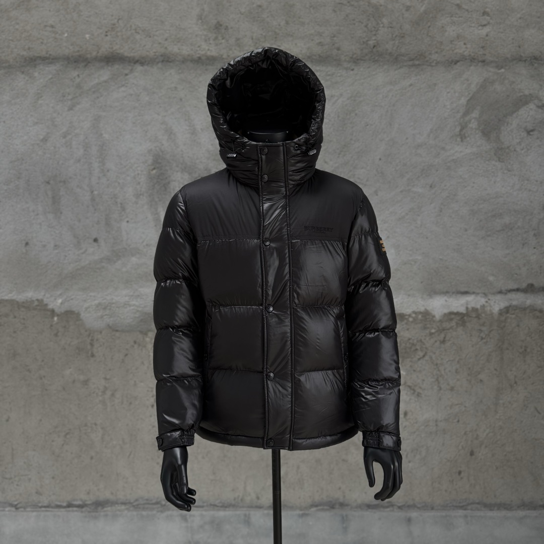 Burberry/博柏利巴宝莉羽绒服撞色胶条字母Logo徽标连帽羽绒服缩略图 Burberry/博柏利巴宝莉羽绒服撞色胶条字母Logo徽标连帽羽绒服缩略图