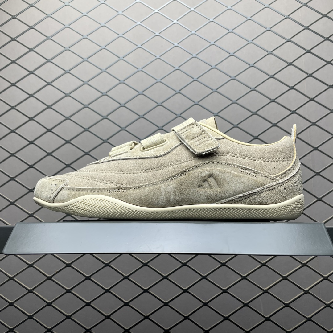 AD 阿迪 Urban Reverie 绑带 复古休闲鞋 JS2444缩略图