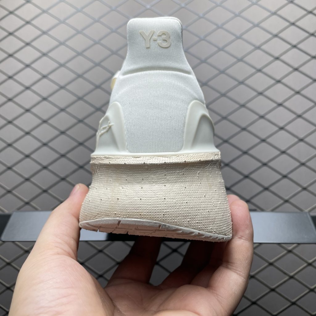 Y-3 x AD 阿迪 Ultra Boost 5 山本耀司联名款超弹力爆米花中底休闲跑步鞋插图1