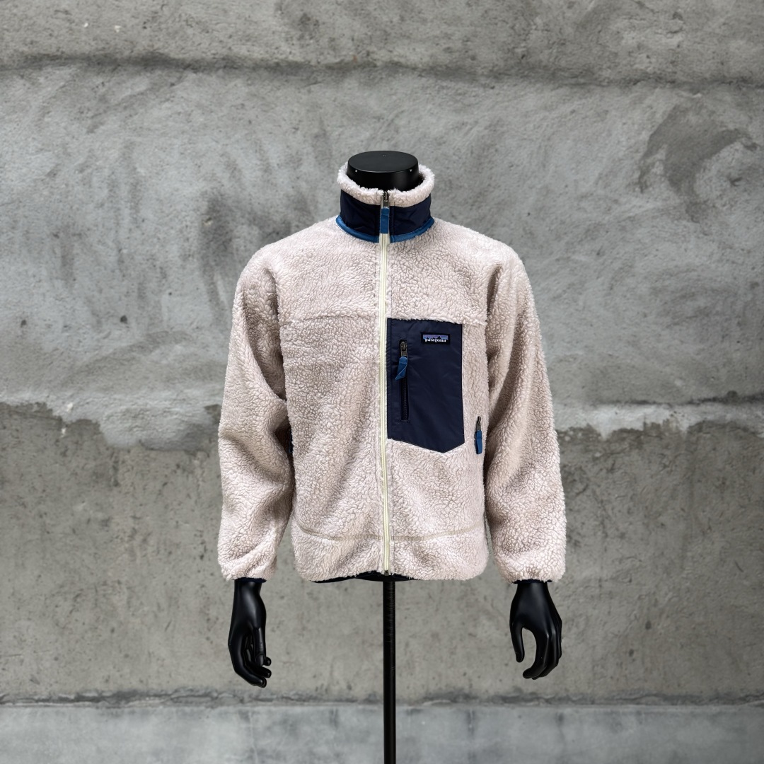 巴塔哥尼亚Patagonia 经典款羊羔绒外套缩略图 巴塔哥尼亚Patagonia 经典款羊羔绒外套缩略图