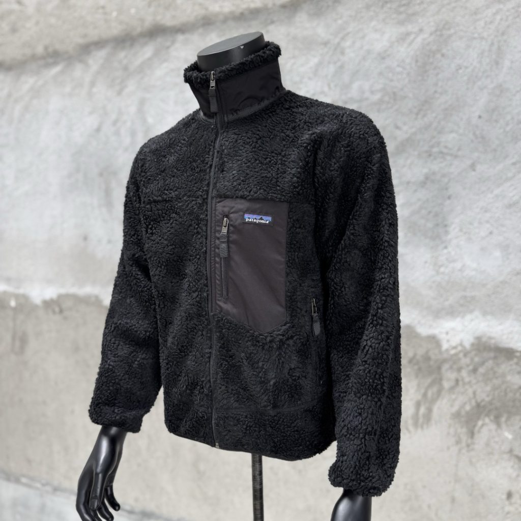 Retro-X系列羊羔绒外套的防水性能如何?适合雨天穿着吗?插图1 Retro-X系列羊羔绒外套的防水性能如何?适合雨天穿着吗?插图1