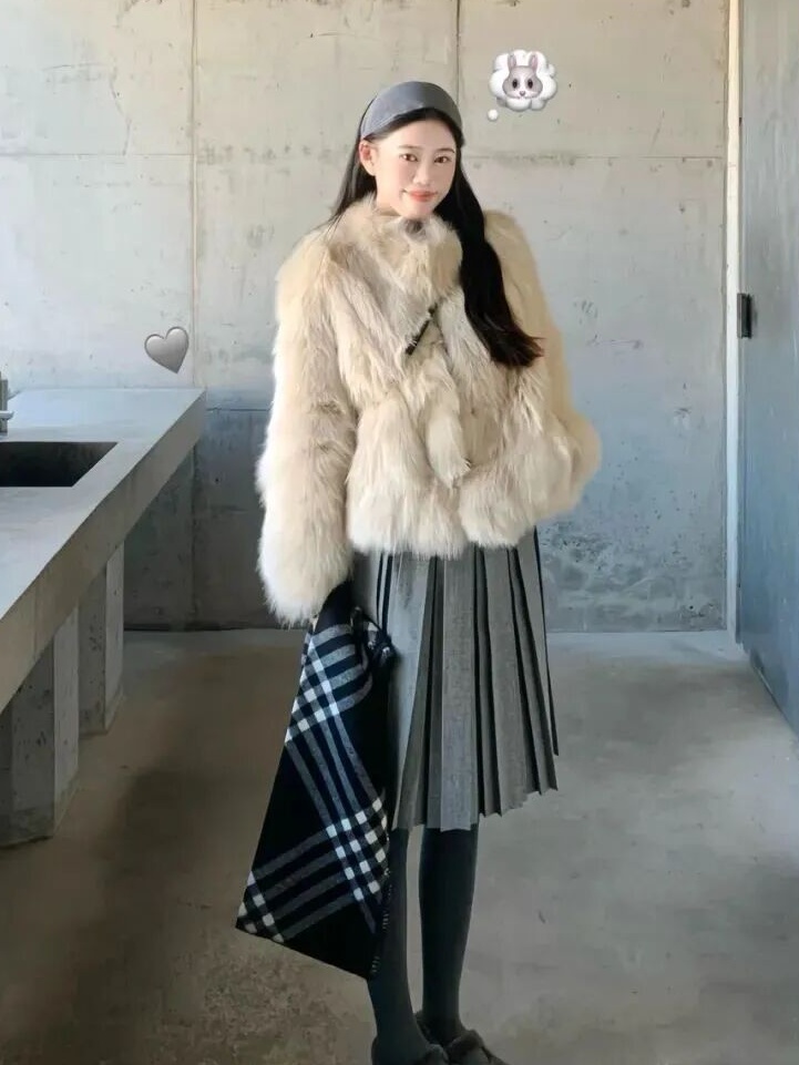 冬日混搭公式：硬线条空间里的软乎乎氛围插图